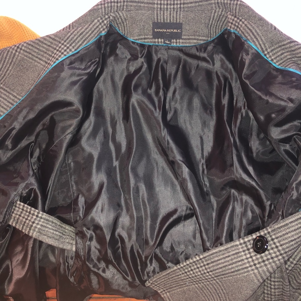 Banana Republic Poncho Jacket - Picture 6 of 6